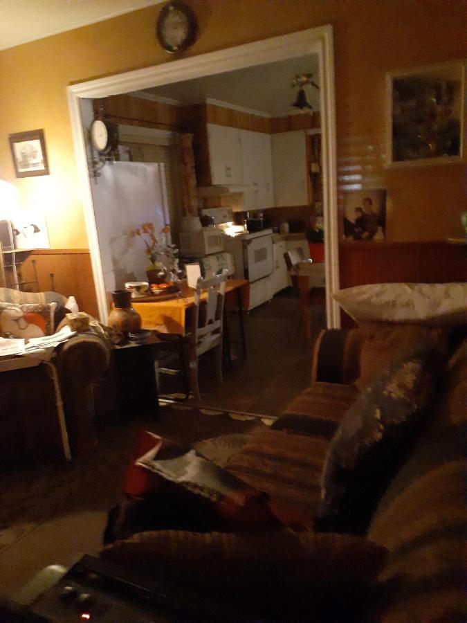 Bienvevus Chez Rino-Hugues Bed & Breakfast Trois-Pistoles Dış mekan fotoğraf